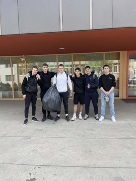 Čistilna akcija SŠ Ravne (3)